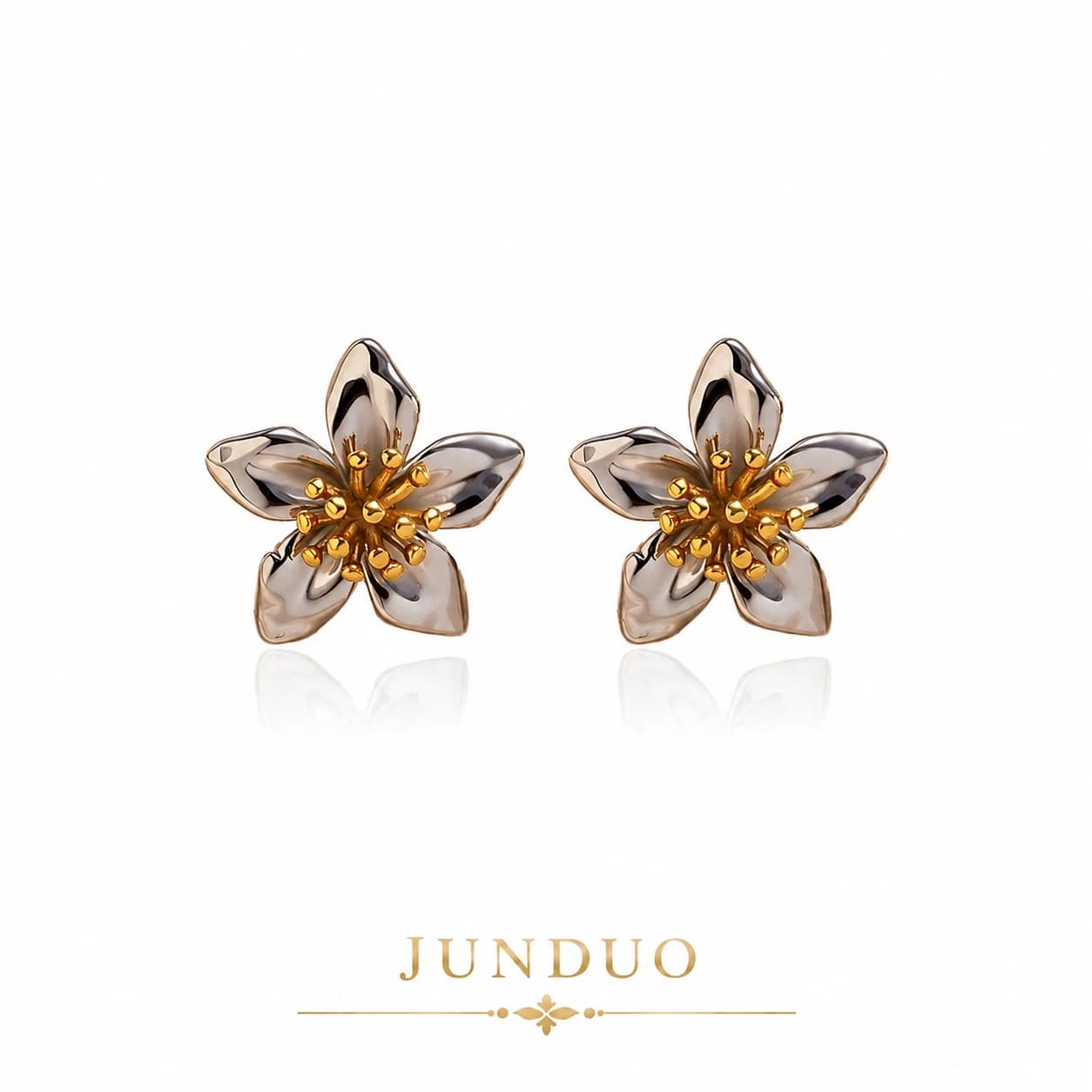 Two-tone Flower Stud Earrings EH05005 1